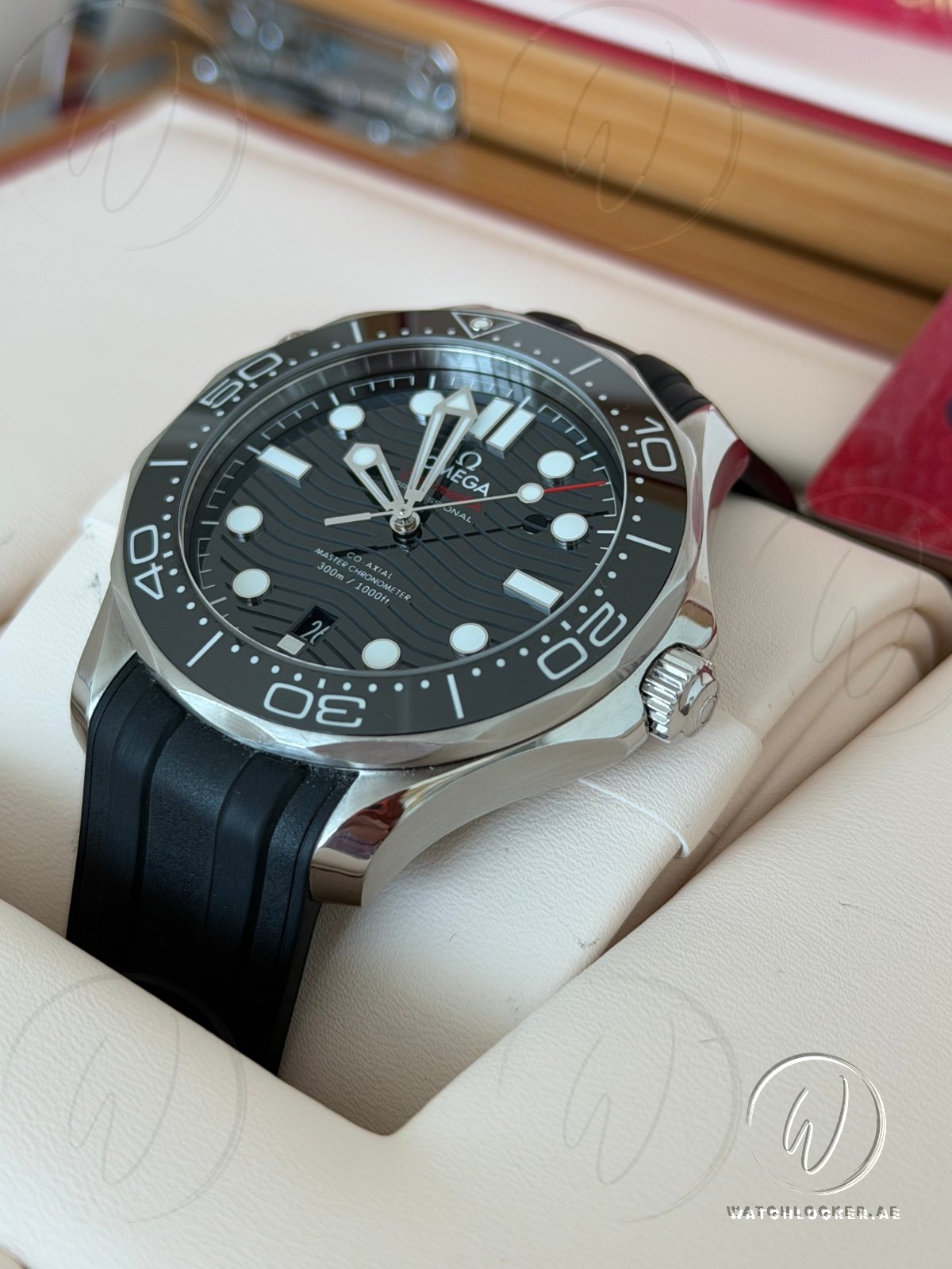 Omega Seamaster Diver 300M